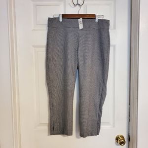 Van Heusen Super Stretch Pull on Capri